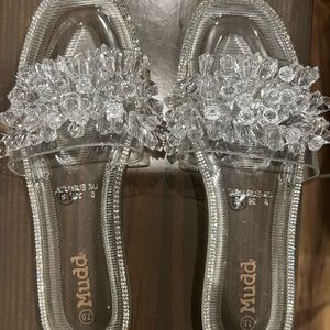 Mudd Clear crystal  sandals